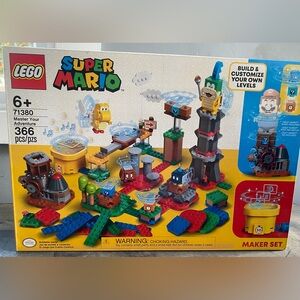 Nintendo Red and Blue Building Set Super Mario Adventure